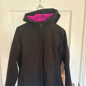 NEW BALANCE RAIN JACKET🖤💜☔️